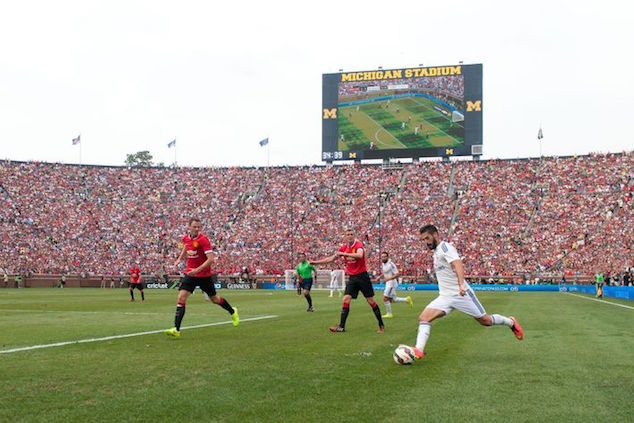 Real Madrid played Manchester United in Michigan with over 109,000 people watching